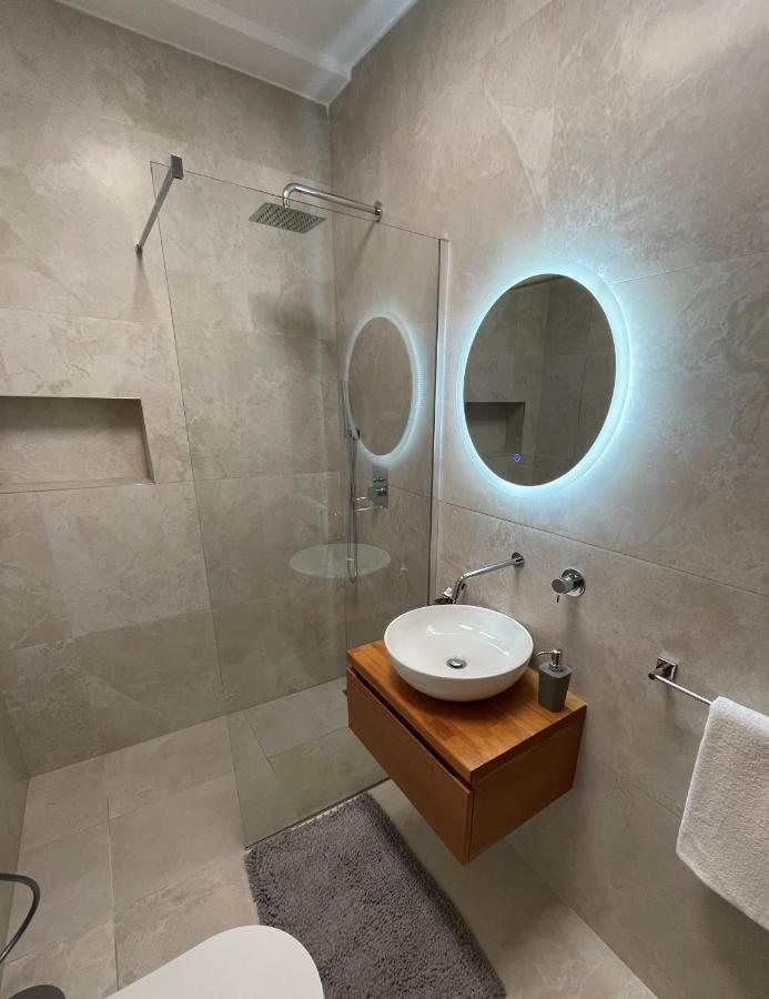 Proper Apartment 1 地拉那 外观 照片